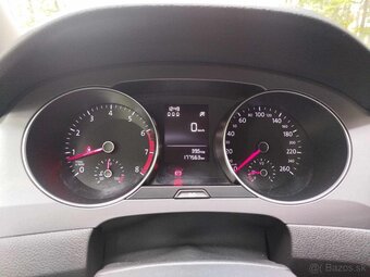 VW Golf Sportsvan - 8