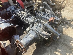 Predám zadnú časť po GOna zetor 7745 a 8145 - 8