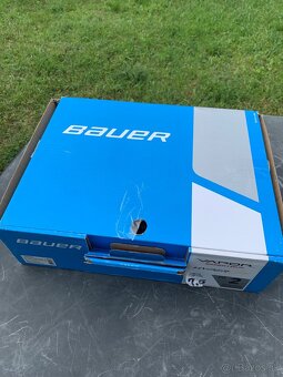 Korcule Bauer Hyperlite vel. 7,5 - 8