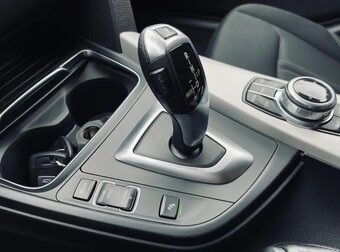 Bmw 318d 2017 - 8
