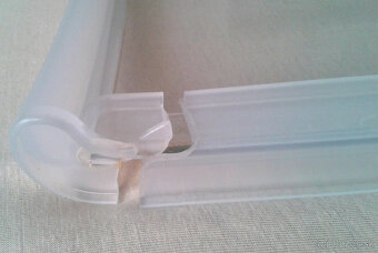 Sklenené police do chladničiek Indesit a Whirlpool - 8