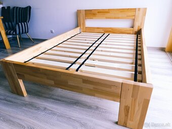 Predám manželskú Bukovú posteľ-novú - 8