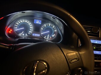 lexus IS220 - 8