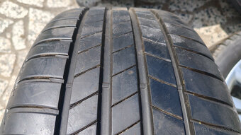 5x108 R19 --- JAGUAR XF - 8