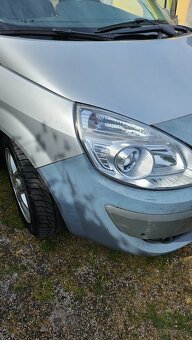 Renault megane scenic - 8