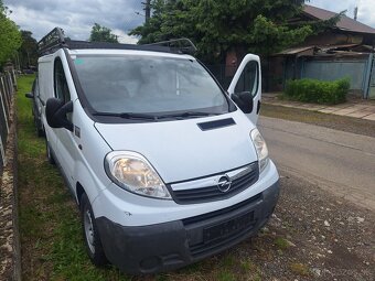 OPEL VIVARO 2.0 DIESEL ROK 2011 - 8