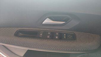 Predám Dacia Sandero 1.0 T, r..v 2025 - 8