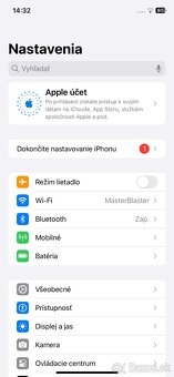 Apple iPhone 11, 64GB, RED, batéria 84% - 8