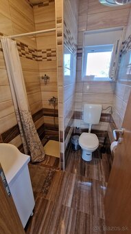 Chorvátsko pekný dvojspálňový apartmán prvý rad pri mori - 8