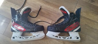 CCM jetspeed ft670 korčule - 8
