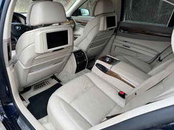 BMW 740d xdrive - 8