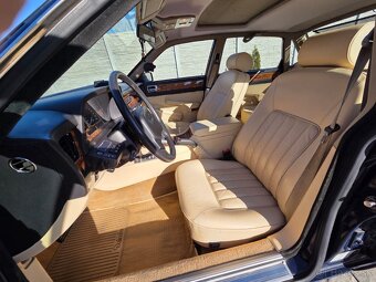 Jaguar Daimler XJ40 - 8