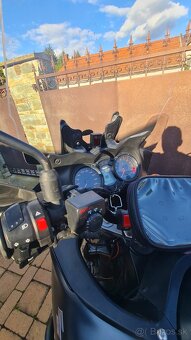Suzuki V-strom DL650 - 8