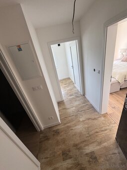 Nový 1 Izbový byt s balkónom 35m2 - V. V. Majakovského - 8