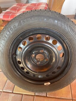 Celoročné Komplety 185/60 R15 4x100 15x6 ET43 7,5mm - 8