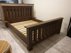 Masívna zrubová drevená posteľ - 8