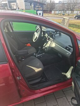 Na predaj Fiat Grande Punto: - 8