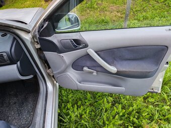 Octavia 1 1,6 74 KW - 8