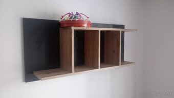 Detská izba, skriňa,polička,regalova skriňa, písací stolík - 8