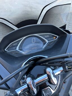 Honda PCX 125 - 8