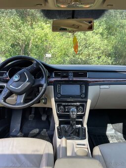 Superb 2.0 TDI CR 125kw 4x4 - 8