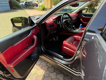 Maserati Levante SQ4 gransport 3.0 V6 316kw 430hp, rv2020 - 8