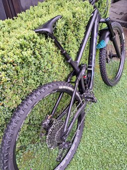 Zjazdovy bicykel trek slash - 8