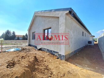 Predám 4-izb. bungalov dokončený Cestice,140m2, obecná voda - 8