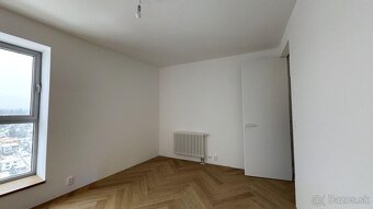 Na predaj, trojizbový byt 137 m2, 19. poschodie, Amfiteáter, - 8