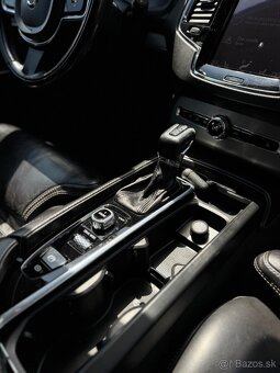 Volvo XC90 2.0 235 kW •Benzín• Automat - 8