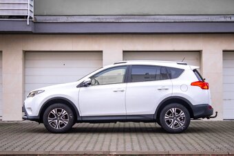 Toyota RAV4 2.0 111kw MT/6 4x4 2013 / Kúpené na Slovensku - 8
