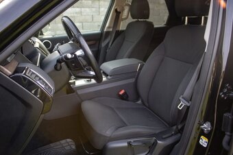 Land Rover Discovery 3.0 SDV6 SE - 8