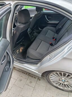 BMW 318d - 8