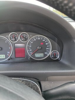 Volkswagen Sharan - 8