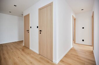 NA PREDAJ,4-izbový byt Košice - Západ - Michalovská ul. - 8