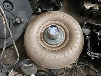 Rozpredám Jaguar XF 2.7d 152kw - 8