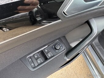 Volkswagen Touran model 2019 7 miestny - 8