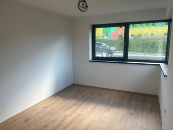 Znížená cena, predaj 5-izb. novostavba, Horný Vadičov,1082m2 - 8