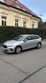Skoda Fabia - 8