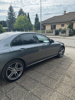 Mercedes-Benz E 220d Sedan, 2017, 143kW, 9-st. automat, 236 - 8