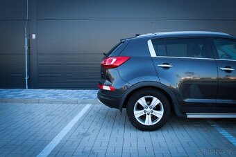 Kia Sportage 1.7 CRDi VGT 2WD Panoramatická strecha, Tažné - 8