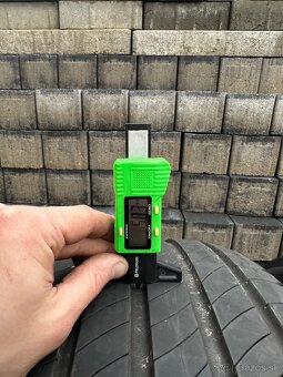 215/55 R17 94V letné MICHELIN - 8