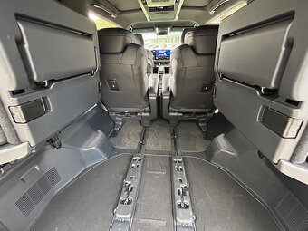 LEXUS LM350H - 8
