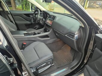Jaguar F-Pace 2.0D I4 180k Pure AWD A/T - 8