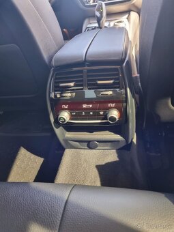 Predám BMW rad 5 530d xDrive - 8