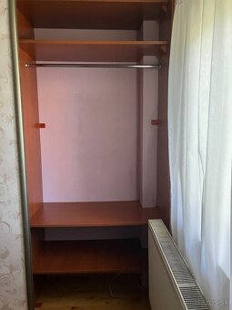 Rolldoor a polovicovy regál - 8