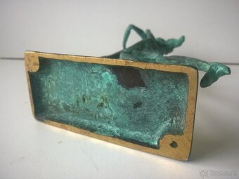 Stretnutie -Bronzová socha - 8