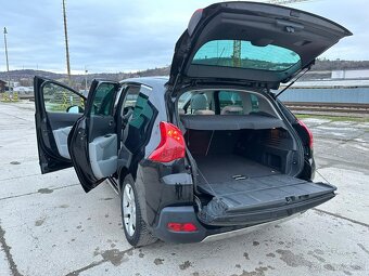 Peugeot 3008 2.0 HDI feline - 8