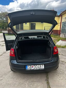 Volkswagen Golf V Comfortline 1.4 Benzín (55 kW) – 2004 - 8