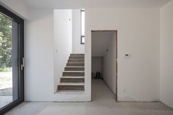 NA PREDAJ 4izb. rekreačný dom pri PENATI - 8